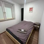 Apartamentsbymatyrafa-iv Apartament *