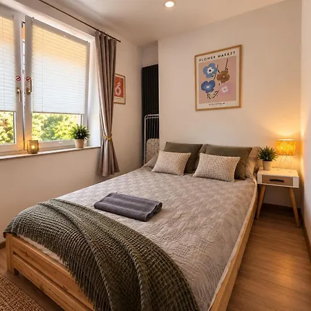 Apartmentsbymatyrafa Iv -nowa Odslona- Apartmán Tarnowskie Góry